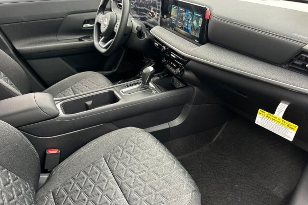 2026 Nissan Kicks SV 13