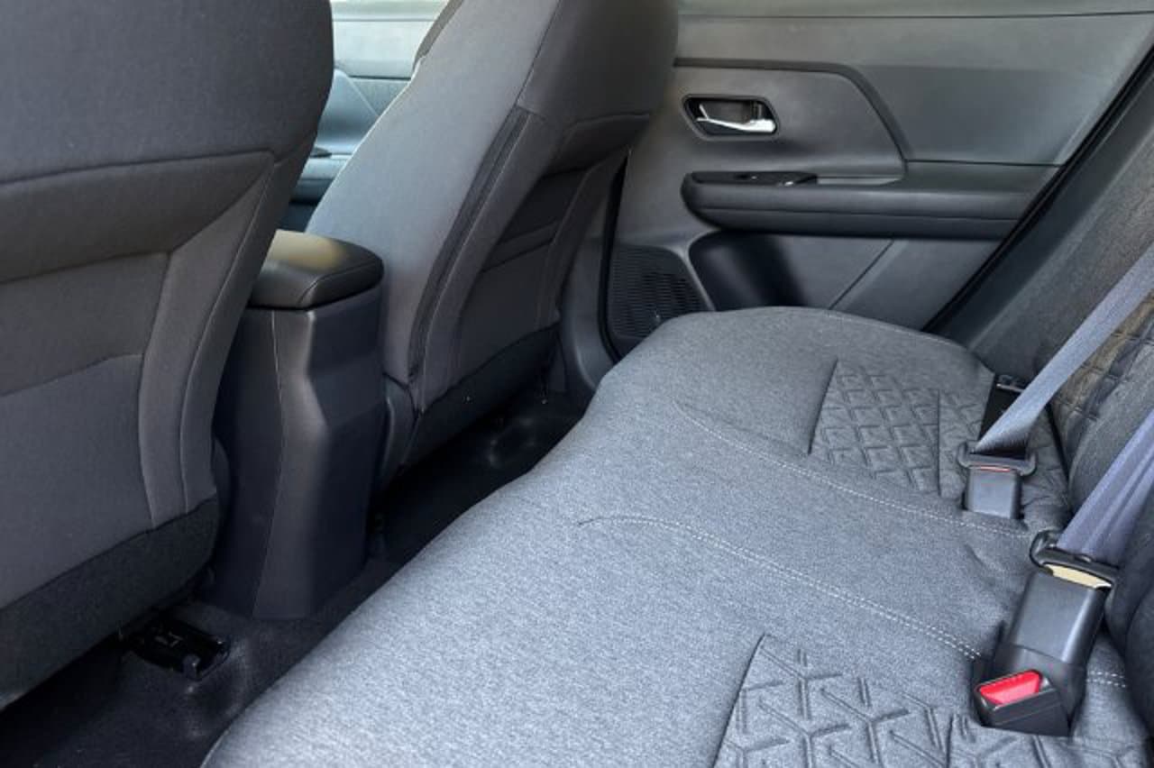 2026 Nissan Kicks SV 9