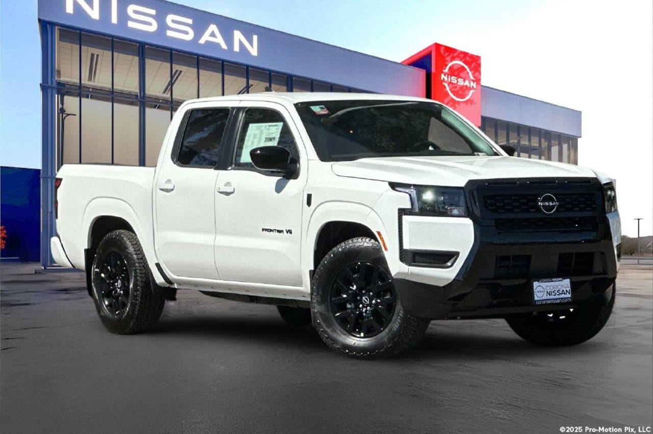 2027 Nissan Frontier SV 2