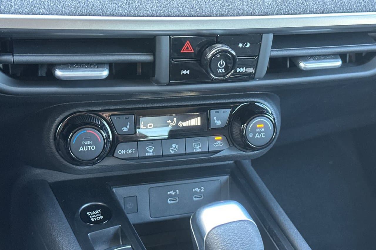 2027 Nissan Kicks SV 17