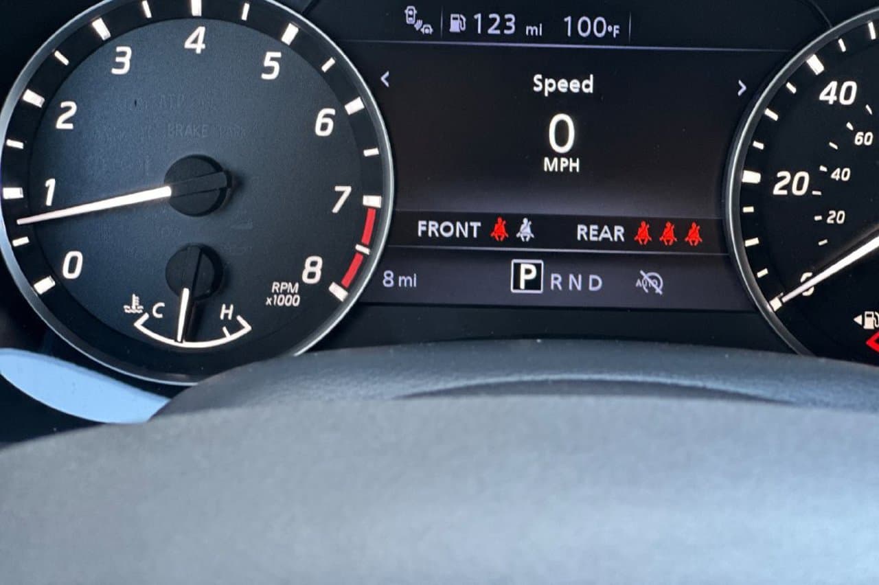 2027 Nissan Frontier SV 21