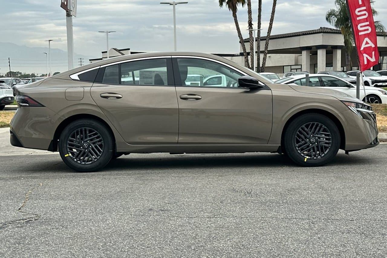2026 Nissan Sentra SV 2