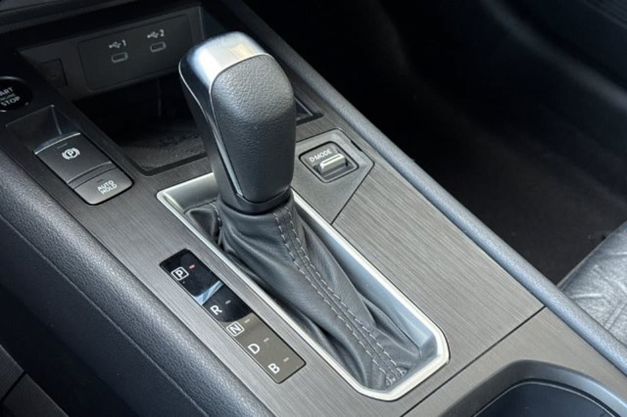 2026 Nissan Kicks SV 18