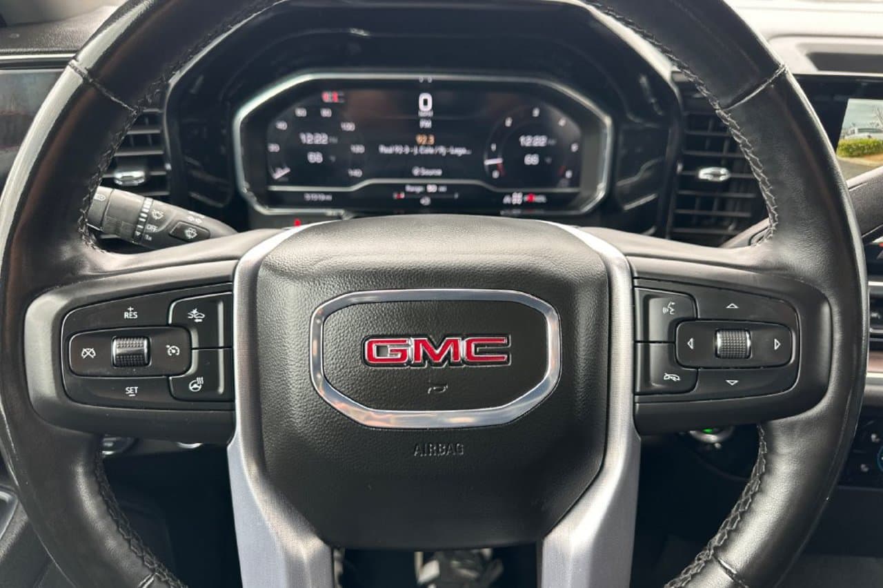 2025 GMC Sierra 1500 SLT 19