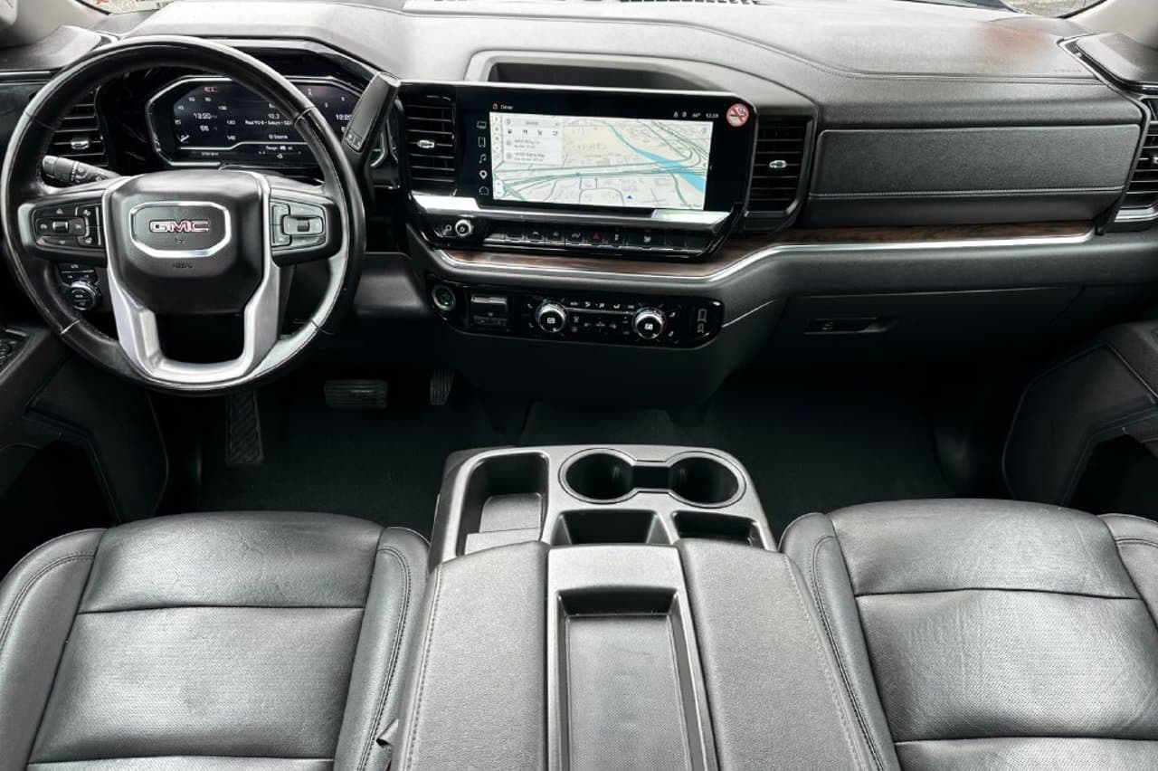 2025 GMC Sierra 1500 SLT 10