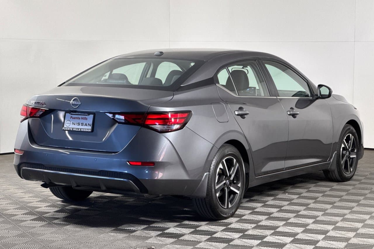 2025 Nissan Sentra SV 3