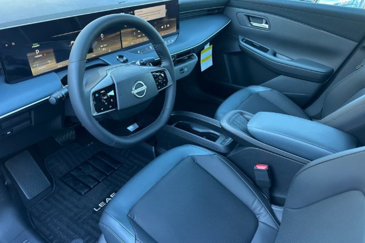 2026 Nissan LEAF SV+ 7