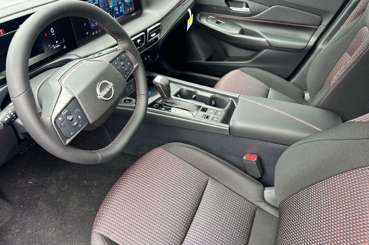 2027 Nissan Sentra SR 7