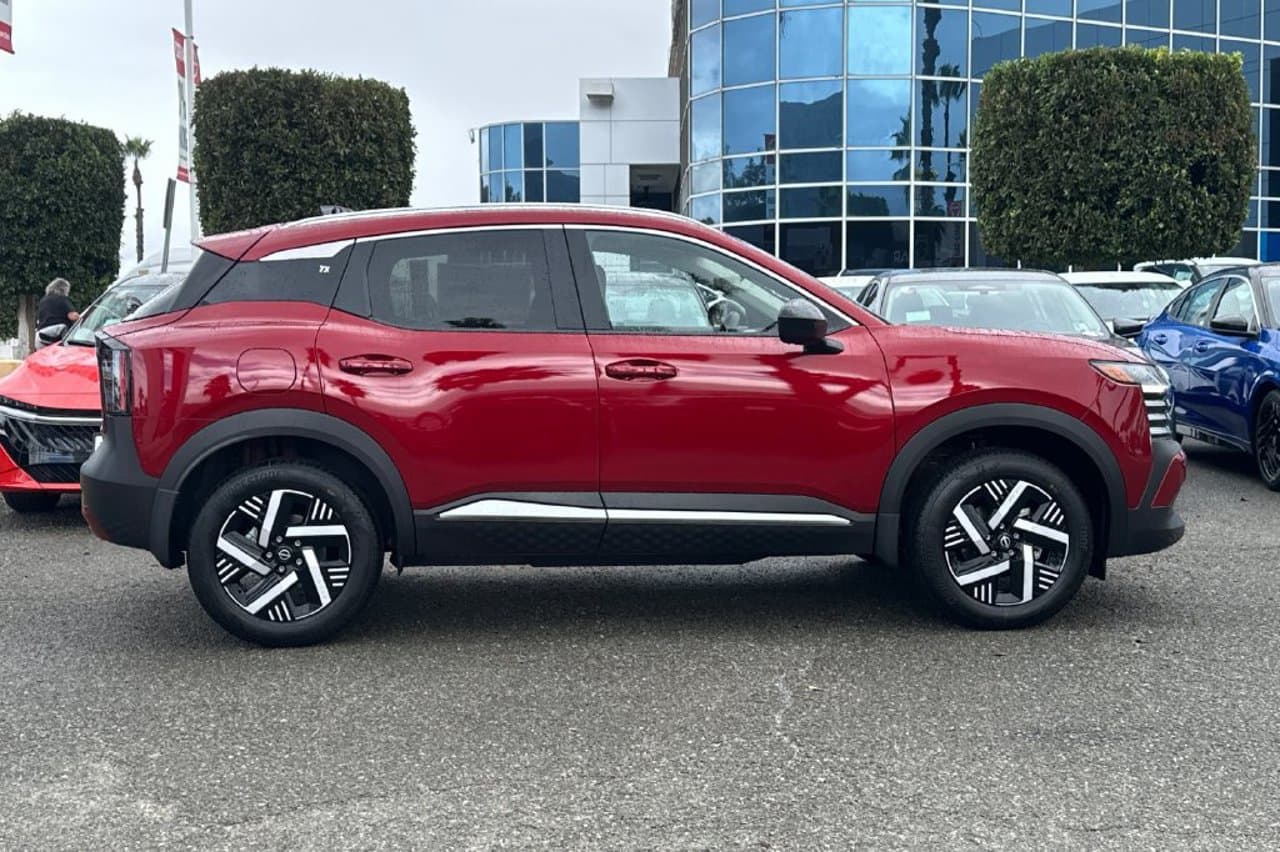 2027 Nissan Kicks SV 3