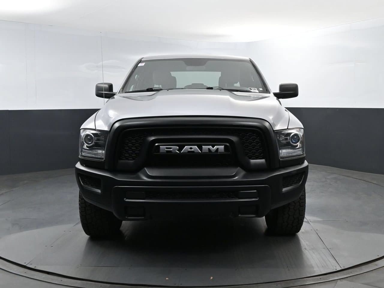 2024 Ram 1500 Classic Warlock 3