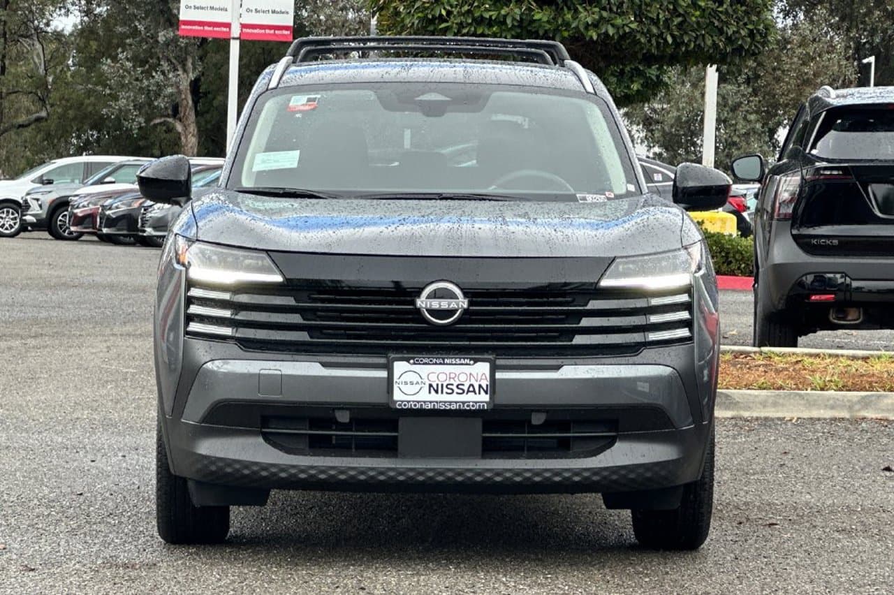 2027 Nissan Kicks SV 7