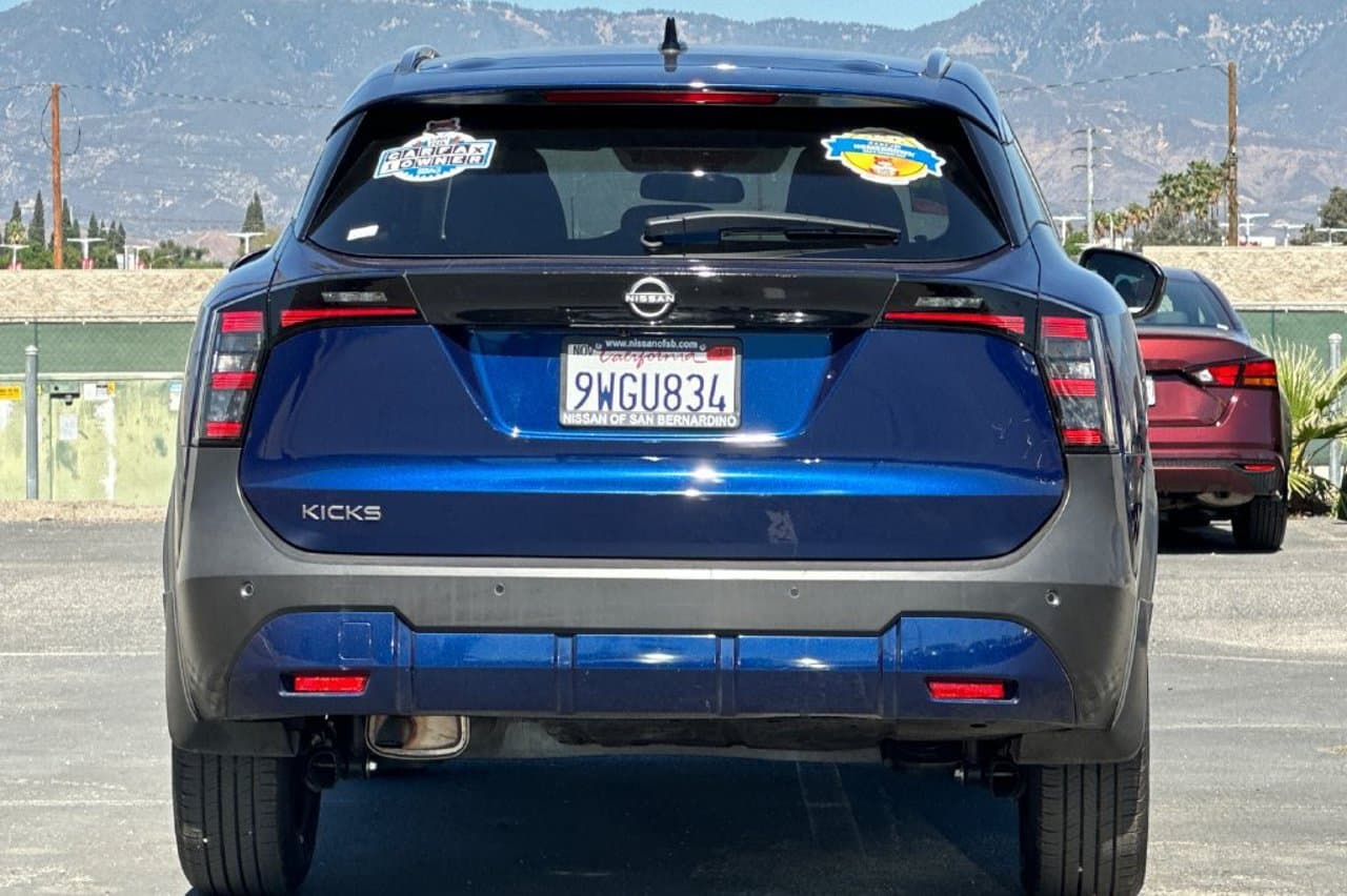 2026 Nissan Kicks SV 4