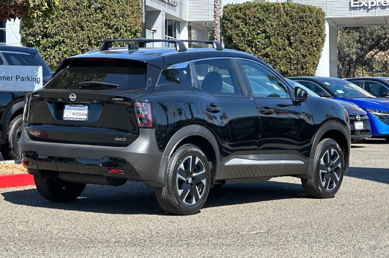 2027 Nissan Kicks SV 4
