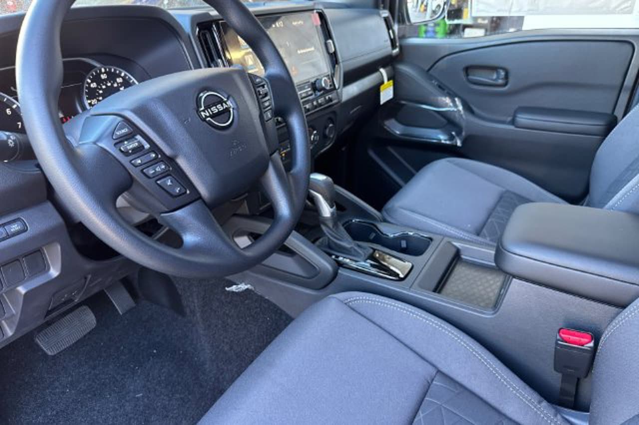 2026 Nissan Frontier SV 7