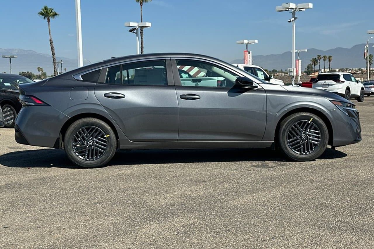 2027 Nissan Sentra SV 2