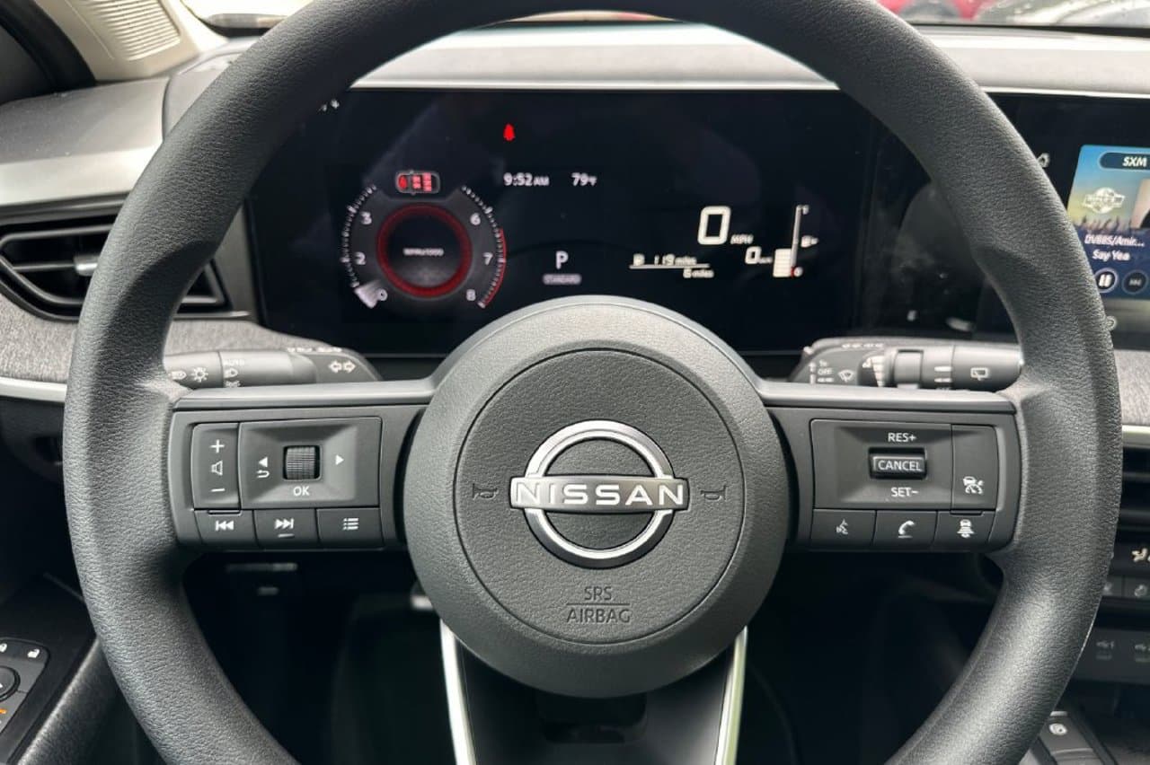 2027 Nissan Kicks SV 21
