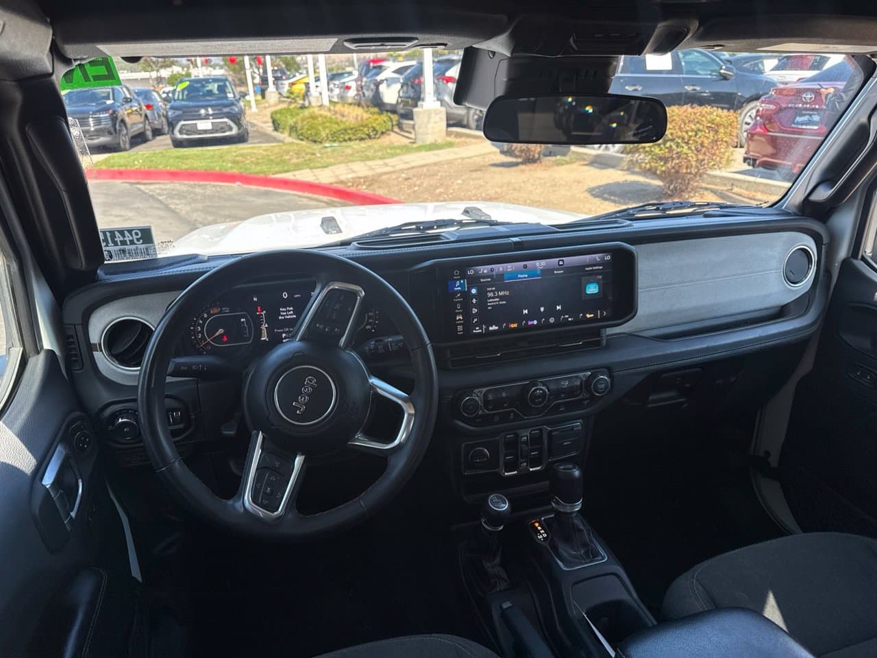 2024 Jeep Wrangler Sahara 4