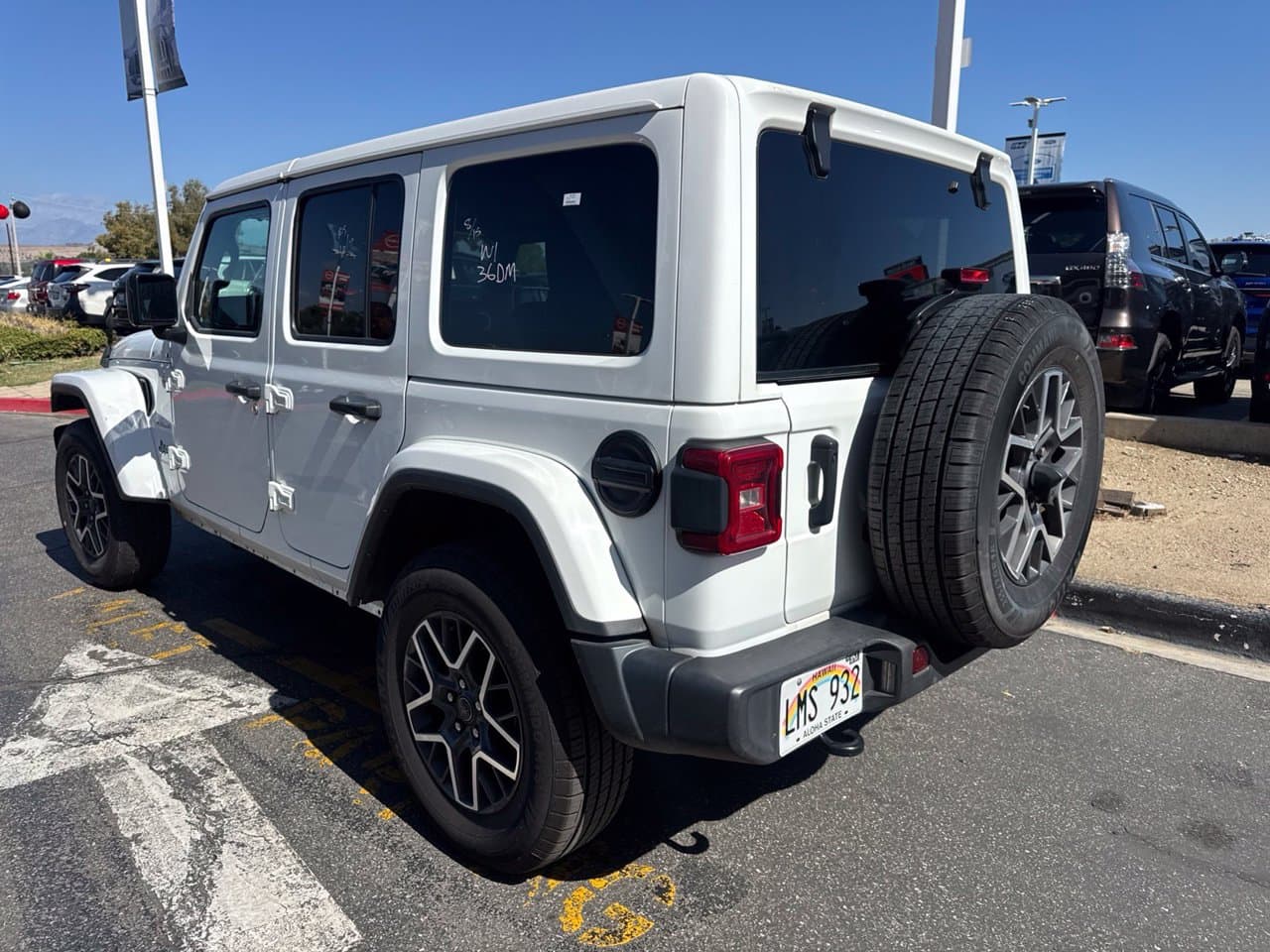 2024 Jeep Wrangler Sahara 3