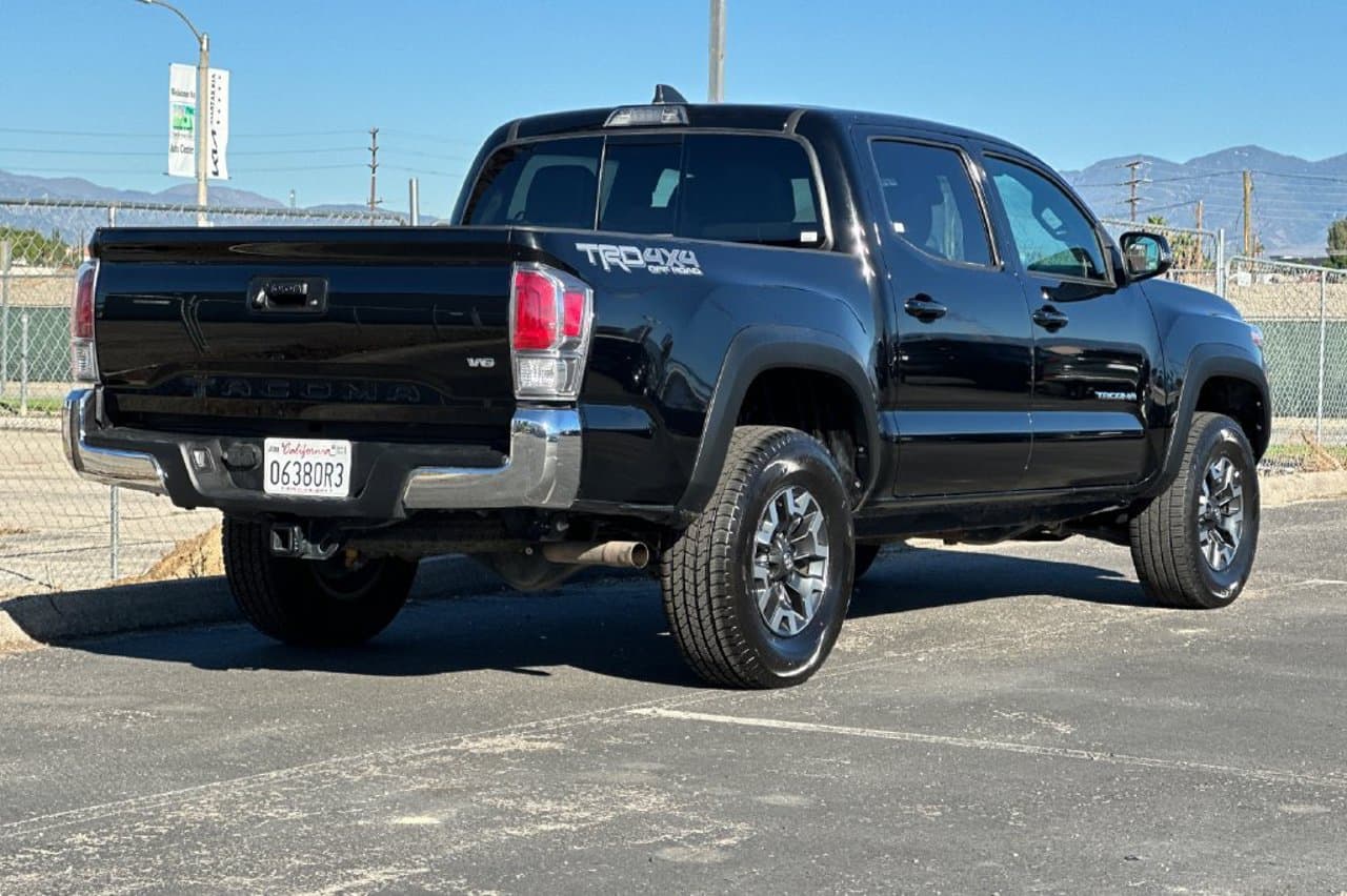 2023 Toyota Tacoma 4WD TRD Off Road 3