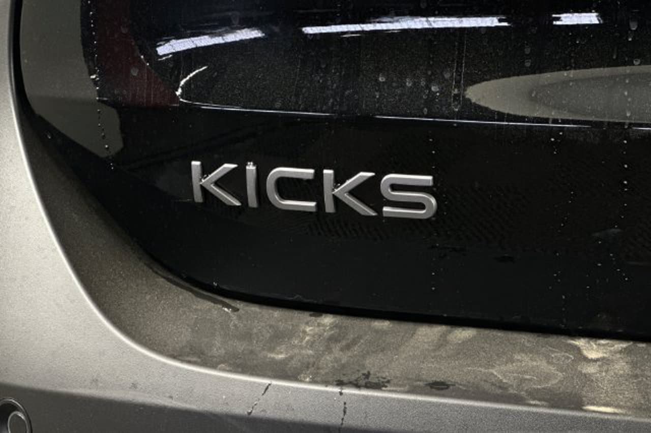 2026 Nissan Kicks SV 23