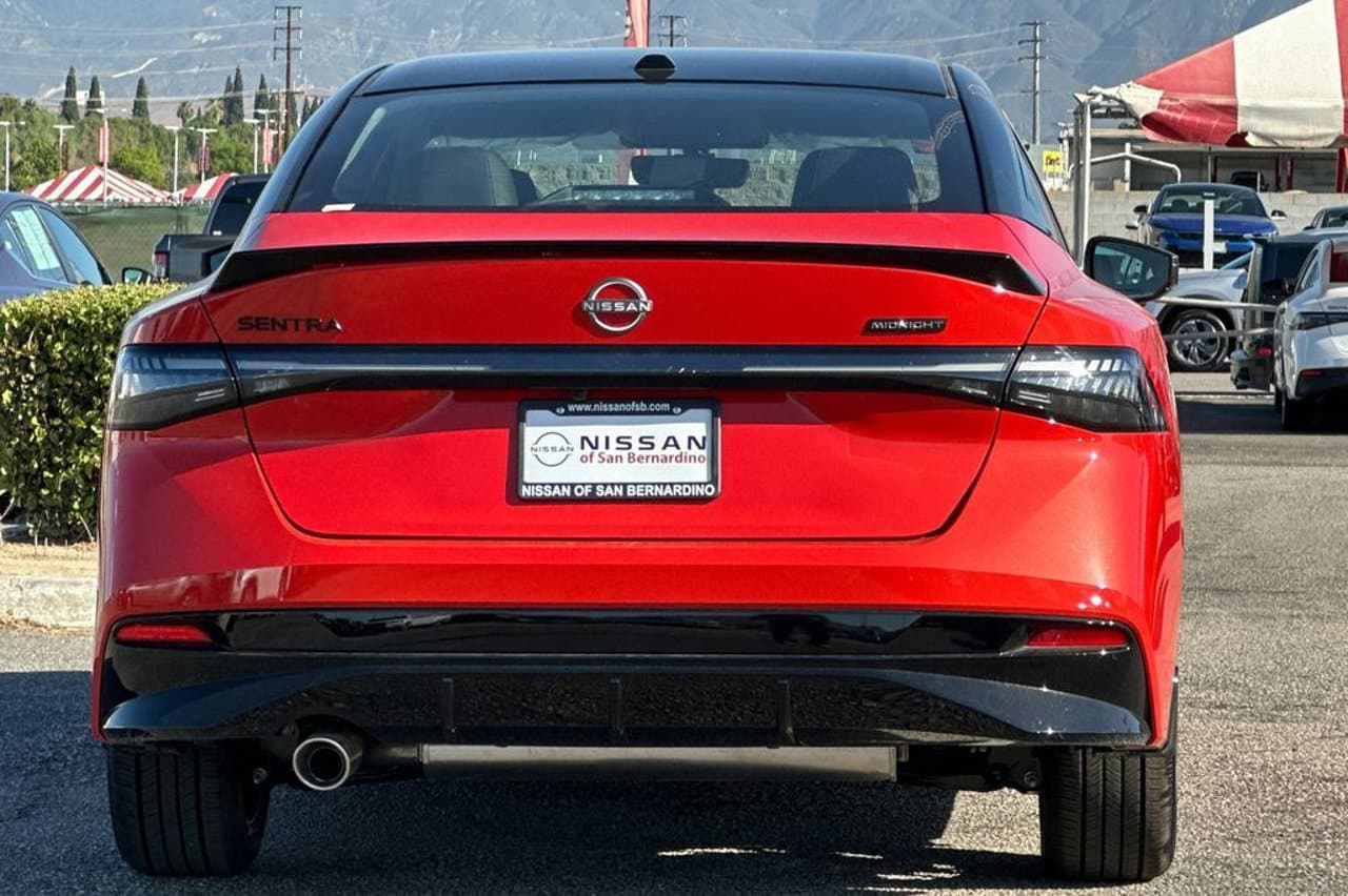 2027 Nissan Sentra SR 4