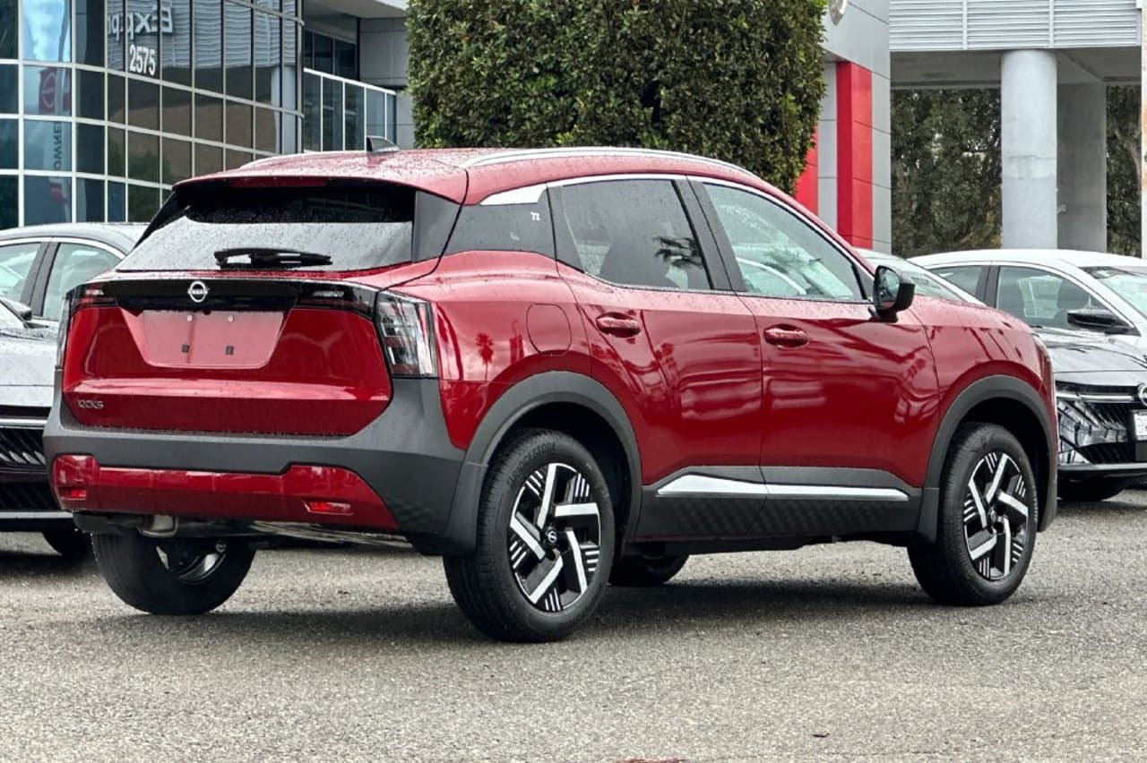 2027 Nissan Kicks SV 4
