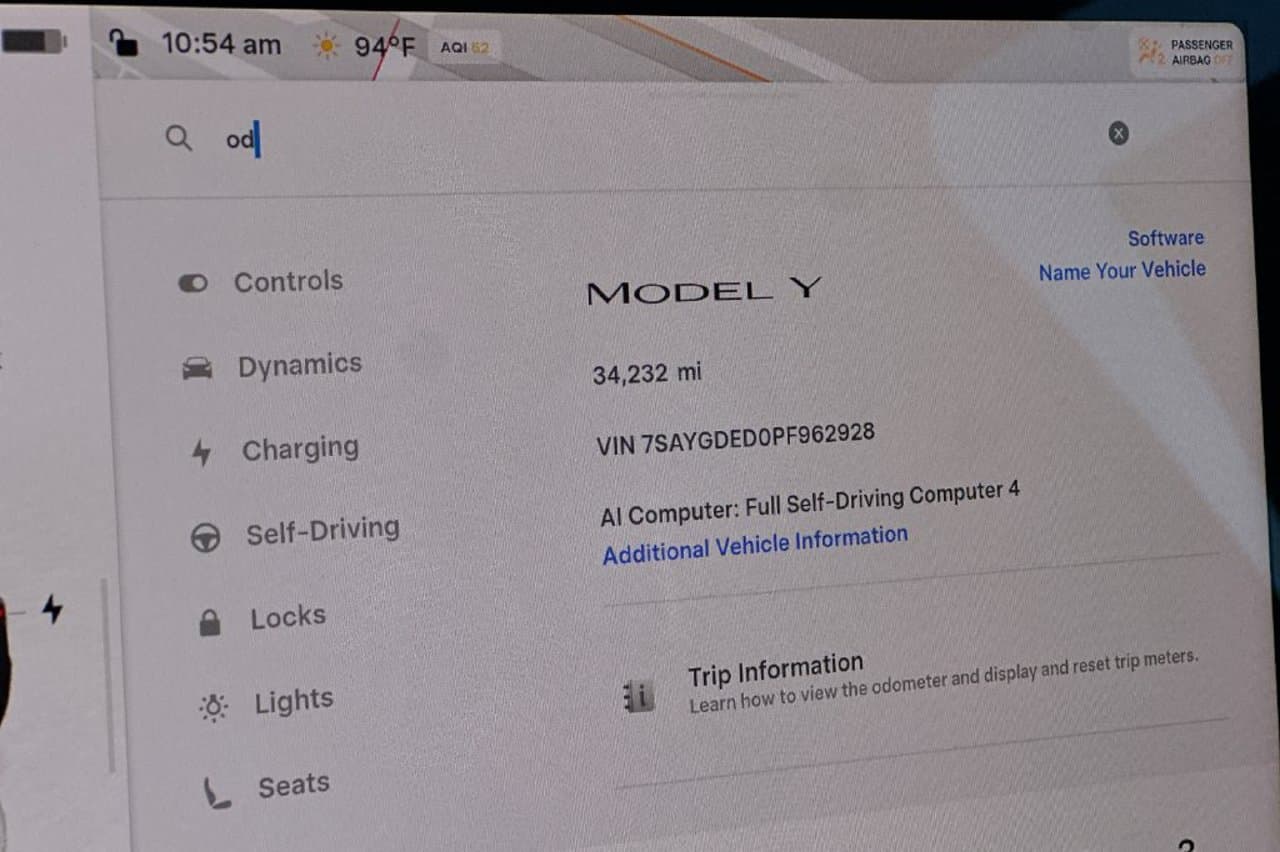 2023 Tesla Model Y Standard Range 23