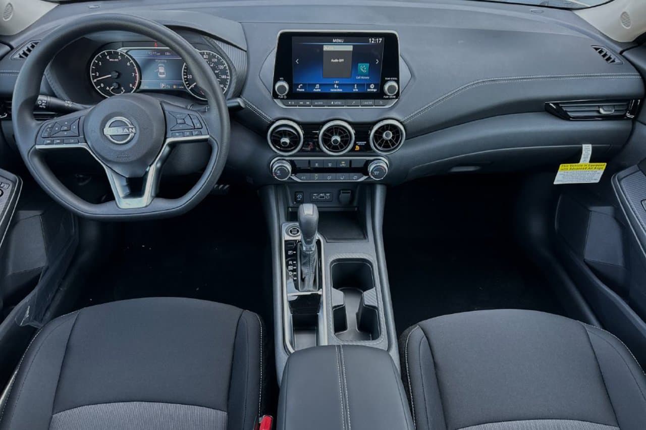 2025 Nissan Sentra SV 10