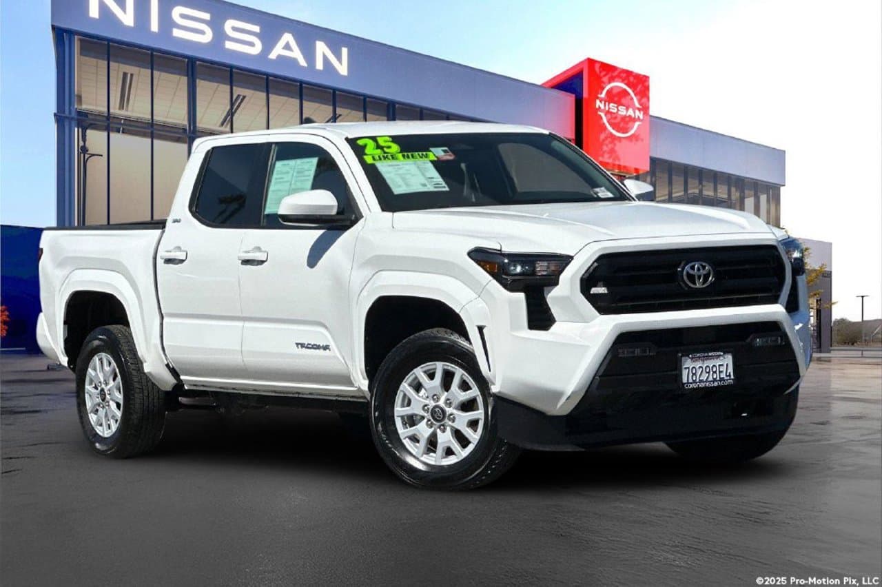 2025 Toyota Tacoma 4WD SR5 1