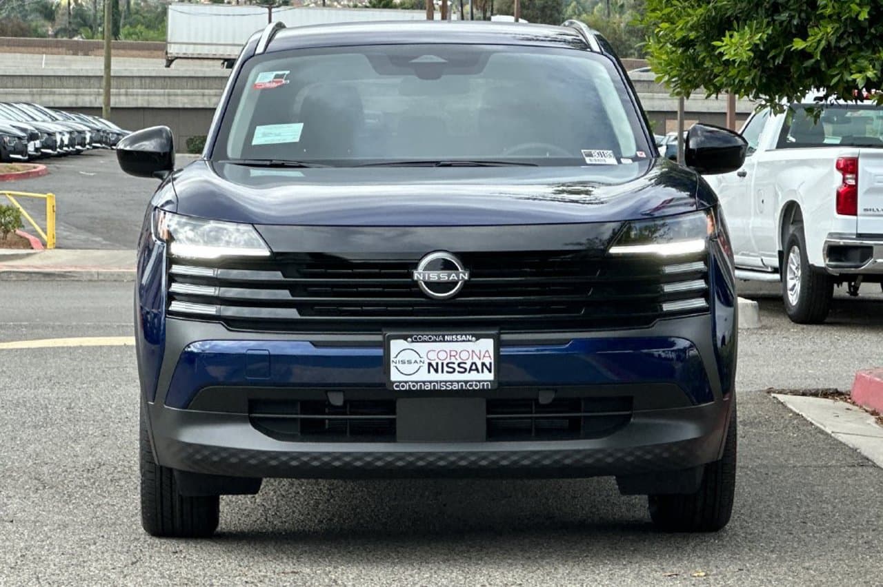 2027 Nissan Kicks SV 7