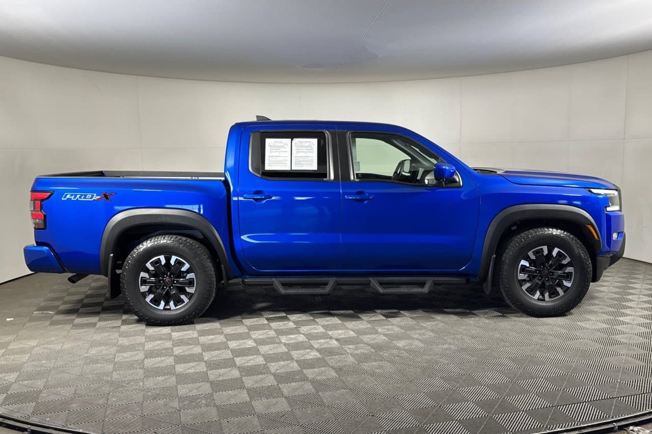 2024 Nissan Frontier PRO-X 2