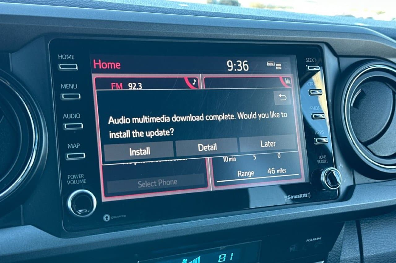 2023 Toyota Tacoma 4WD TRD Off Road 14
