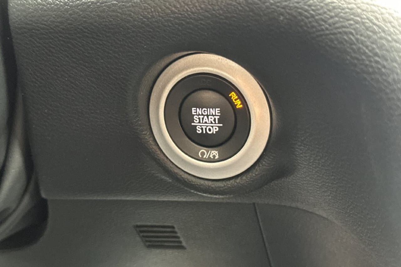 2025 Chrysler Pacifica Select 20