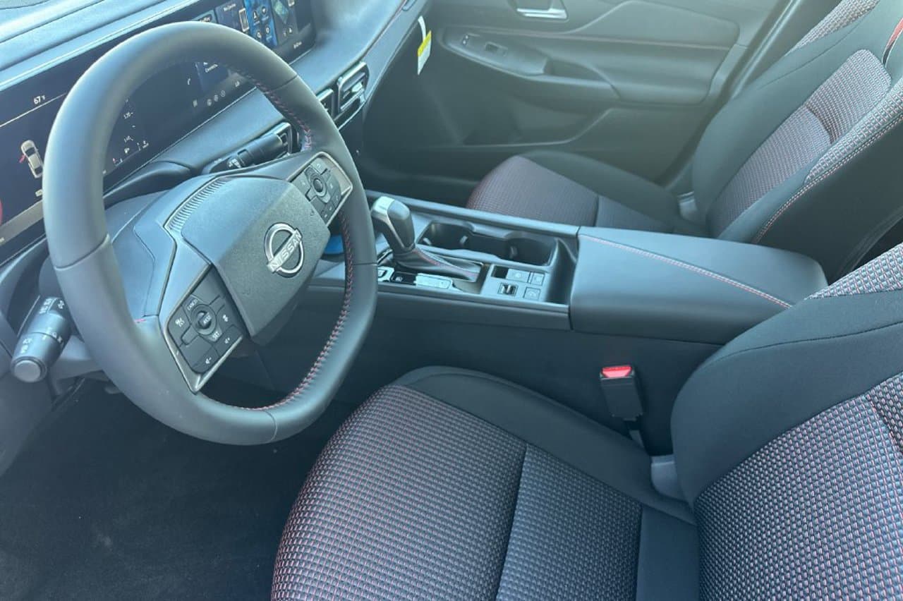 2027 Nissan Sentra SR 7