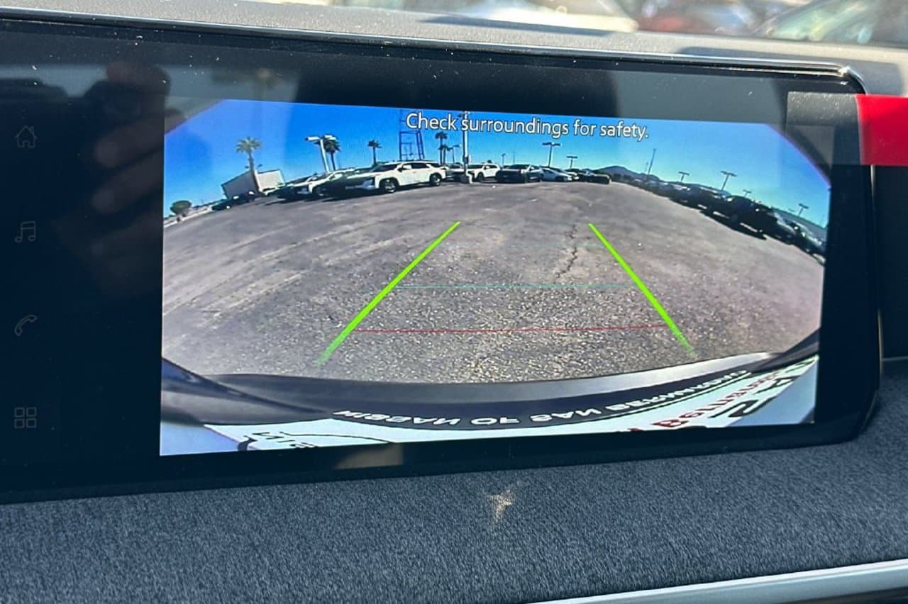 2027 Nissan Kicks SV 16