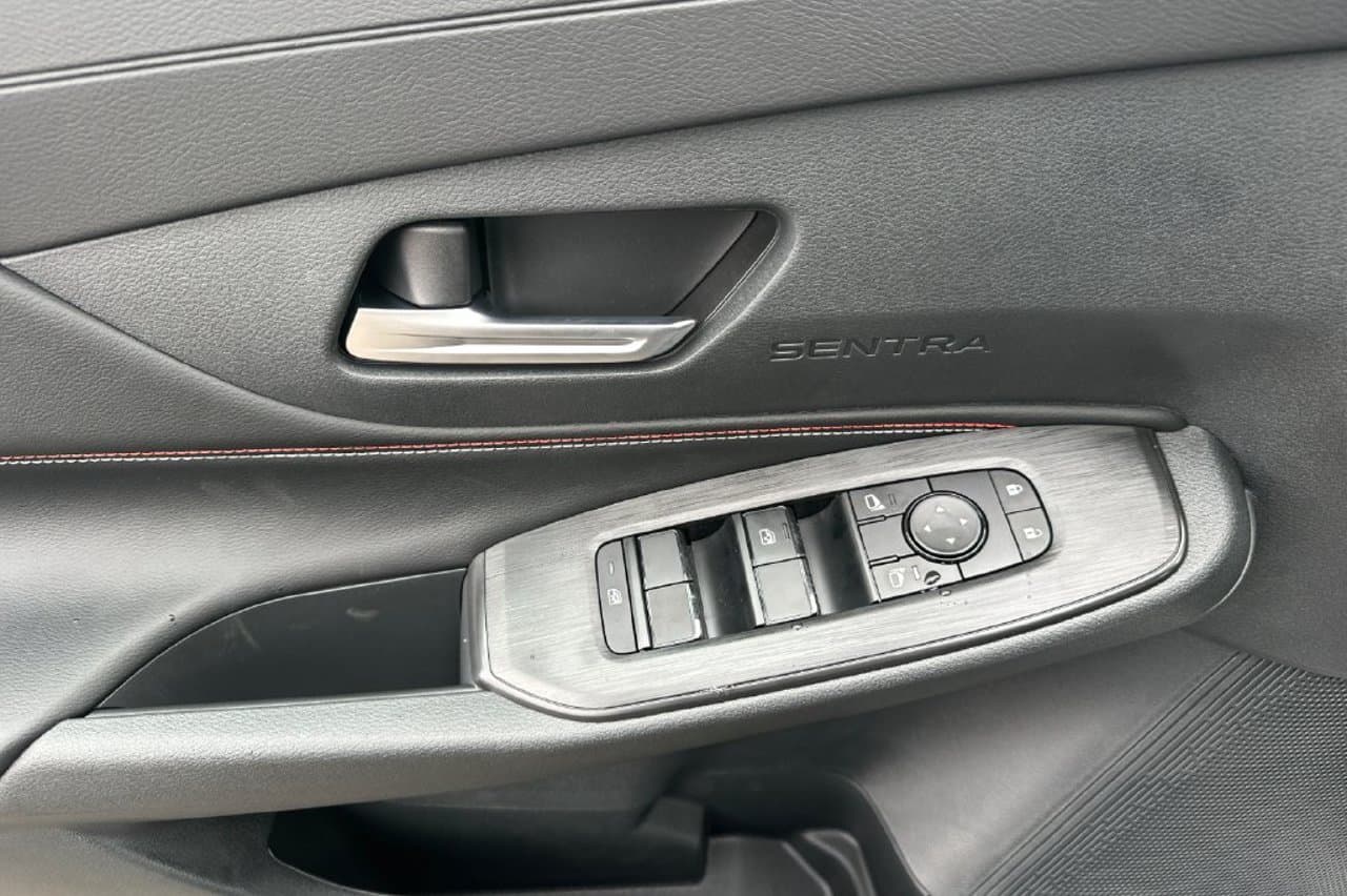 2027 Nissan Sentra SR 9