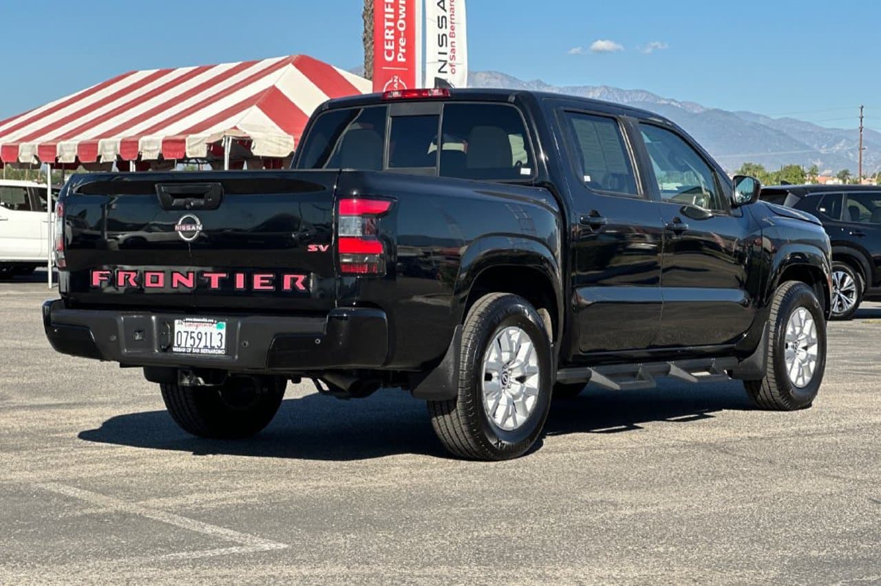 2022 Nissan Frontier SV 3