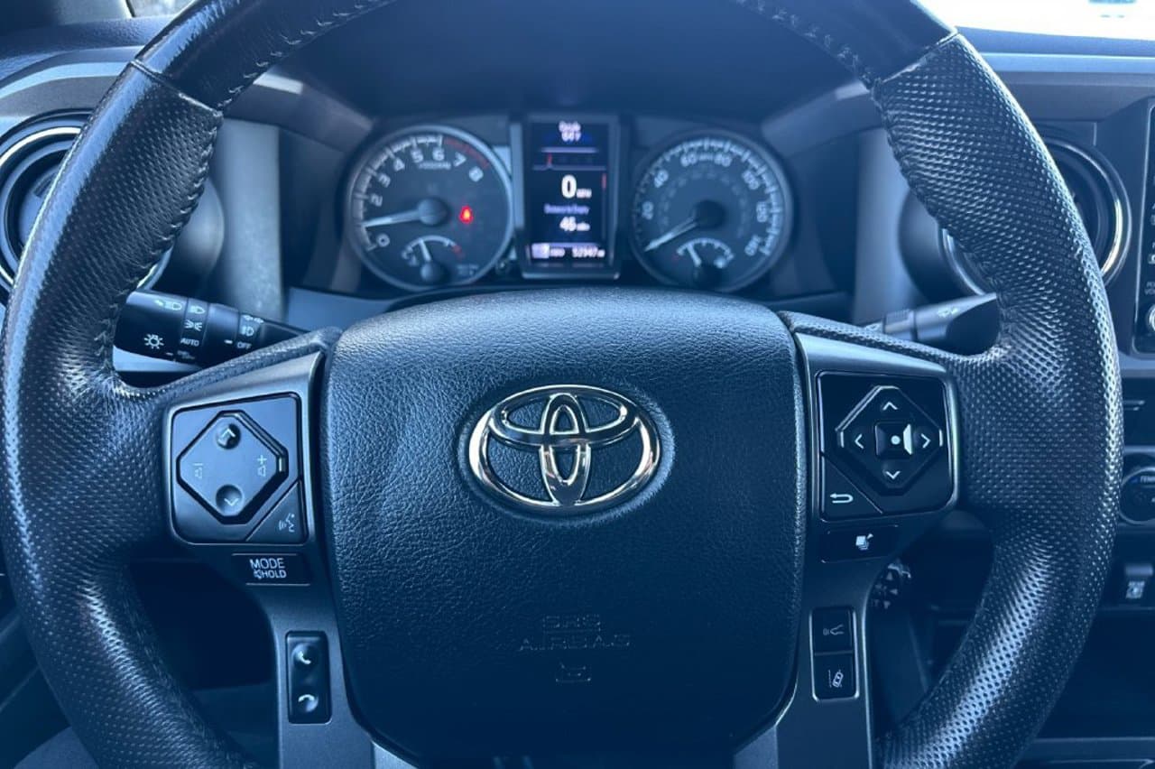 2023 Toyota Tacoma 4WD TRD Off Road 19