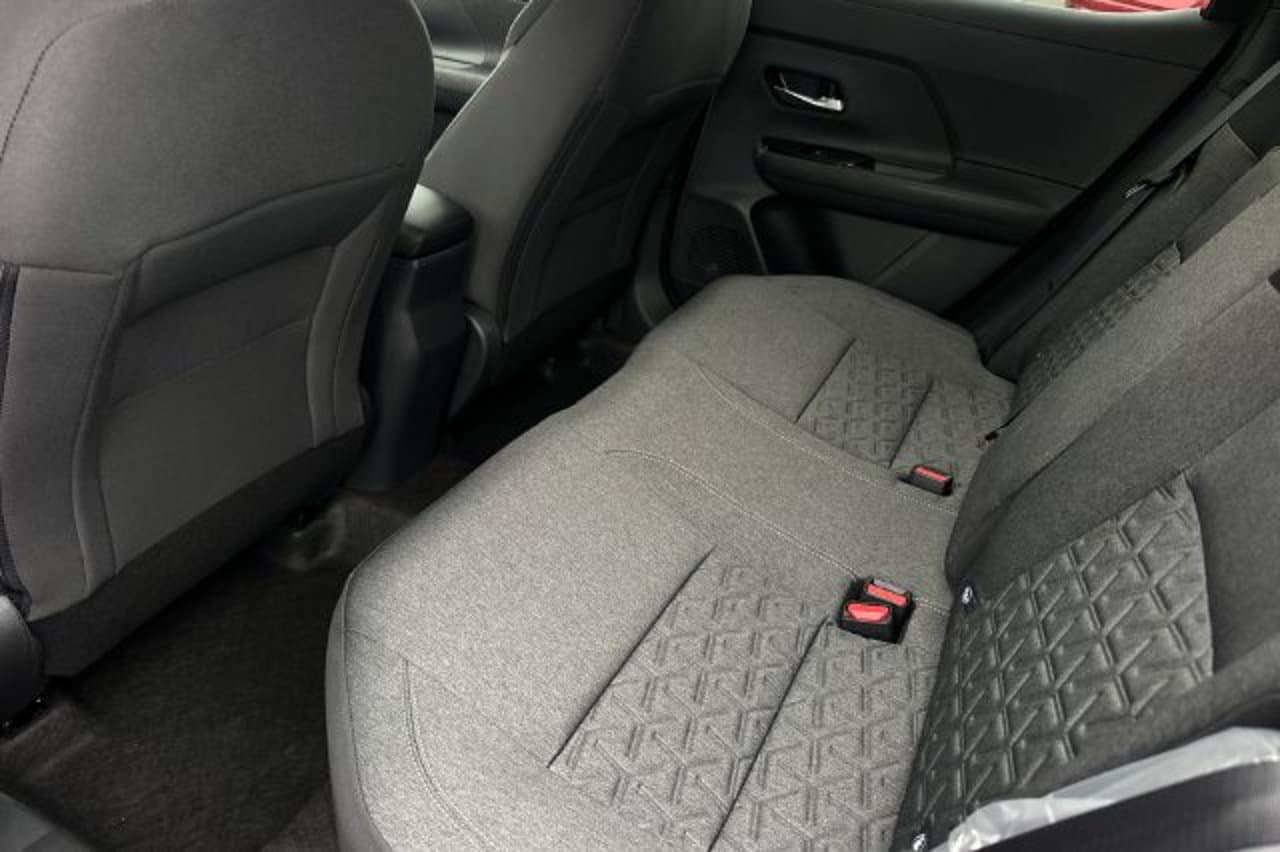 2026 Nissan Kicks SV 9