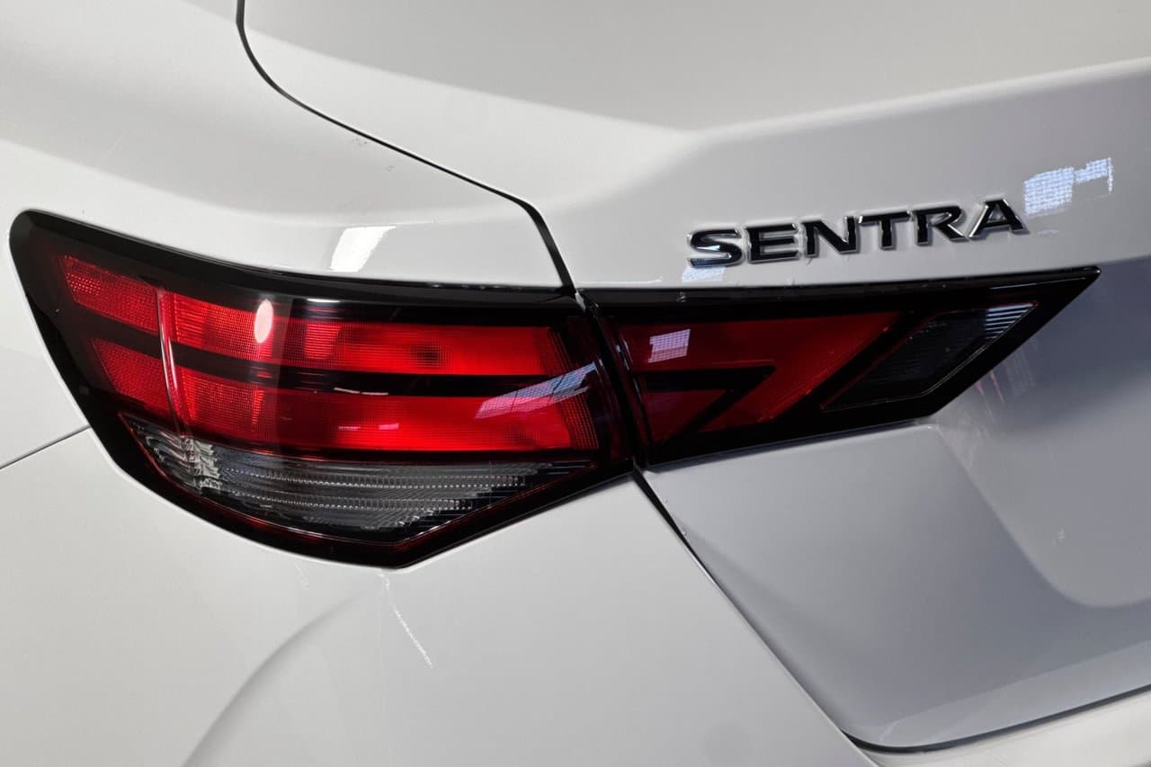 2025 Nissan Sentra S 22